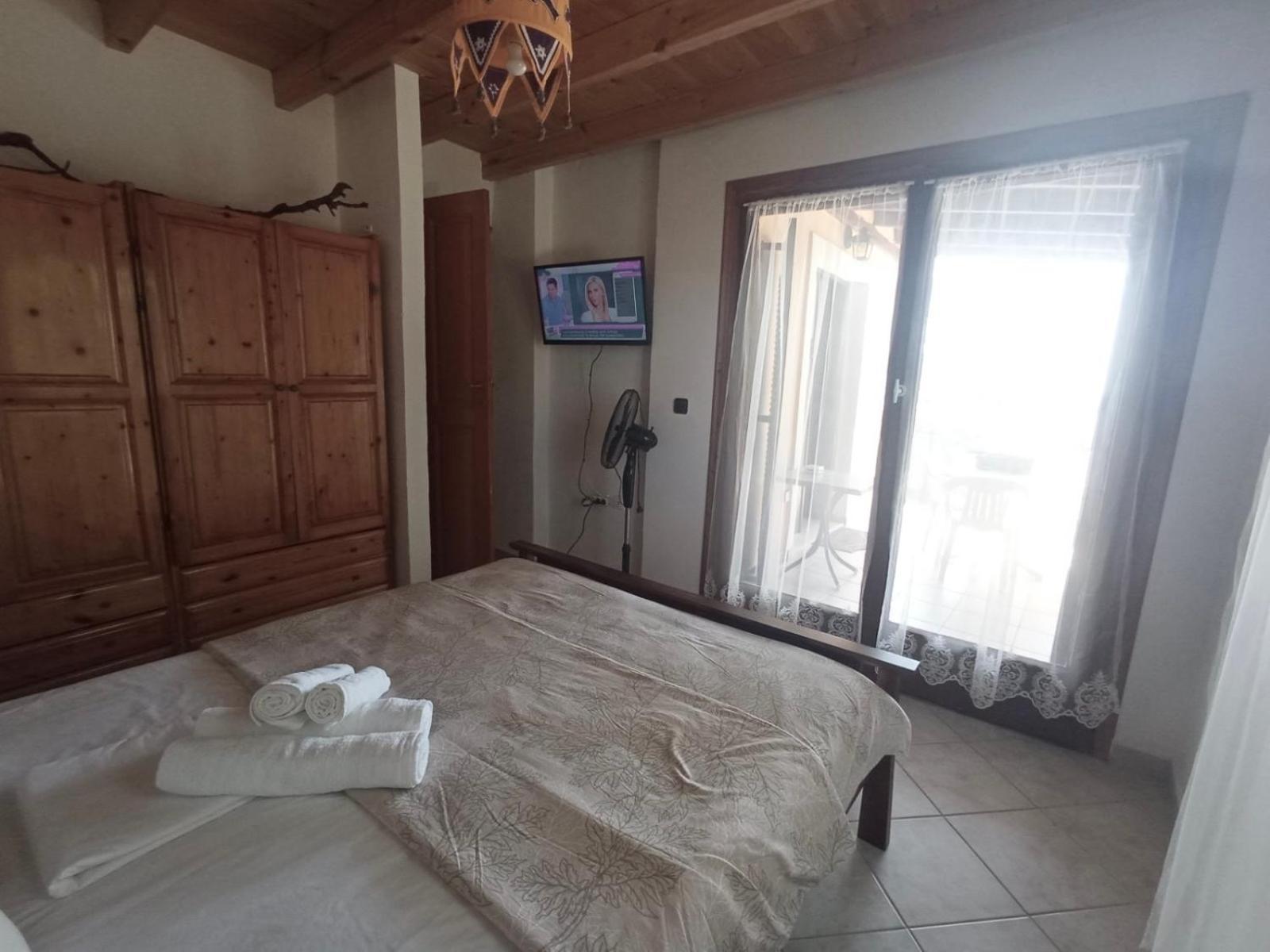 Marina House Next To Halikounas Beach ภายนอก รูปภาพ